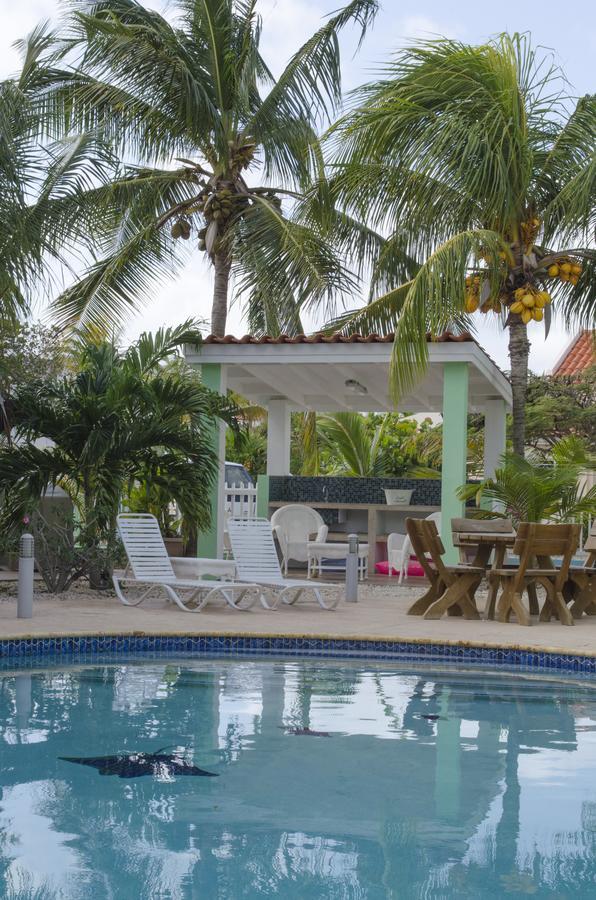 Coral Paradise Resort Hato Exterior photo