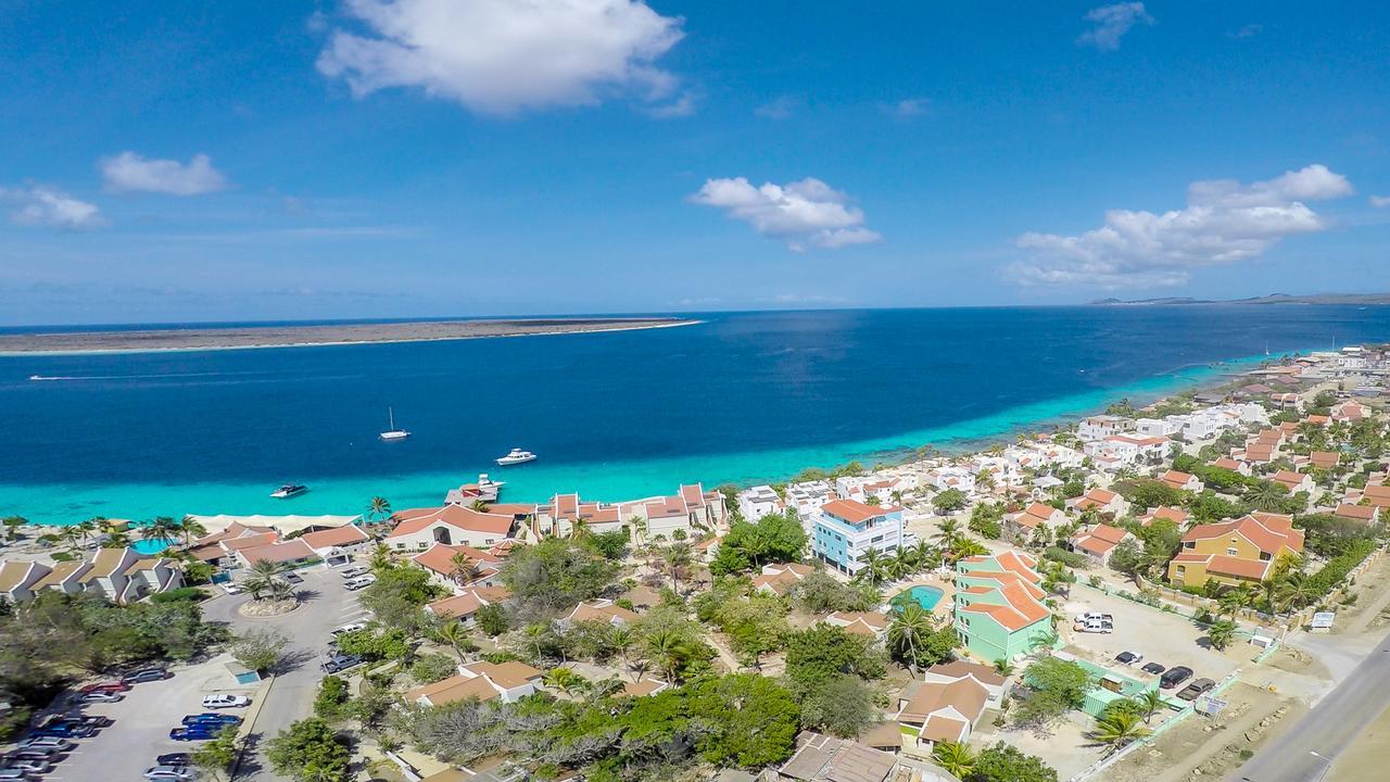 Coral Paradise Resort Hato Exterior photo