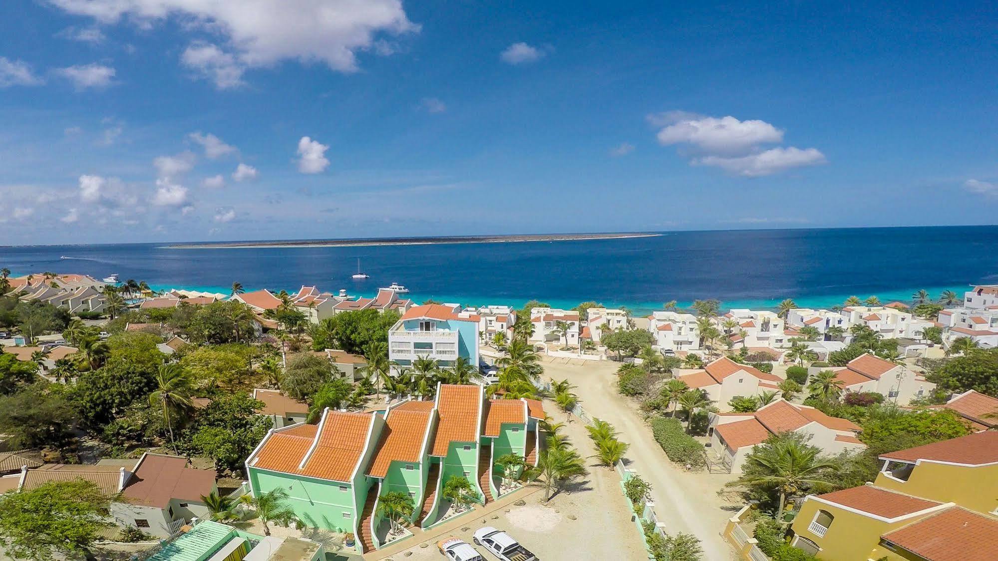 Coral Paradise Resort Hato Exterior photo